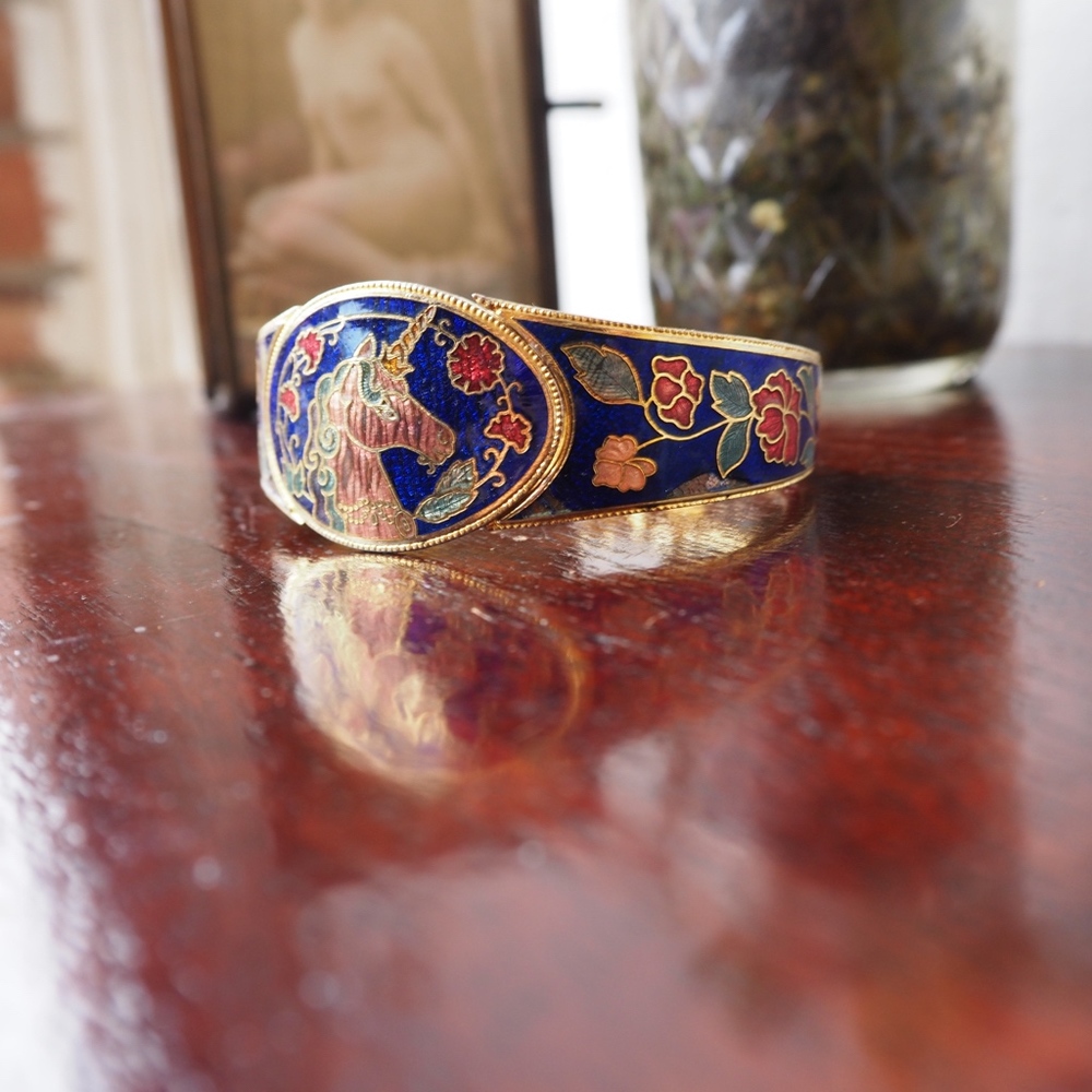 Unicorn Clasp Bracelet!